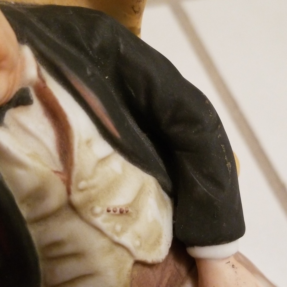 NORMAN ROCKWELL Grandpa's Guardian Figurine - Picture 6 of 7